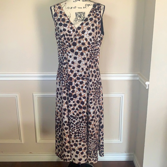 Elie Tahari Dresses & Skirts - NWT Elie Tahari 100% SILK Olive Midi Dress Sz 10